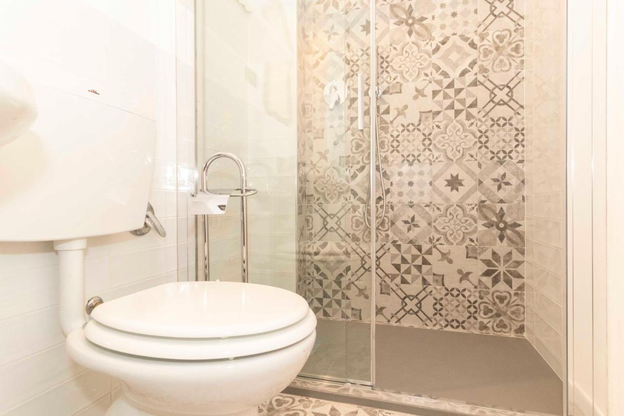 Santa Chiara Apartment Near Piazza Statuto ตูริน ภายนอก รูปภาพ